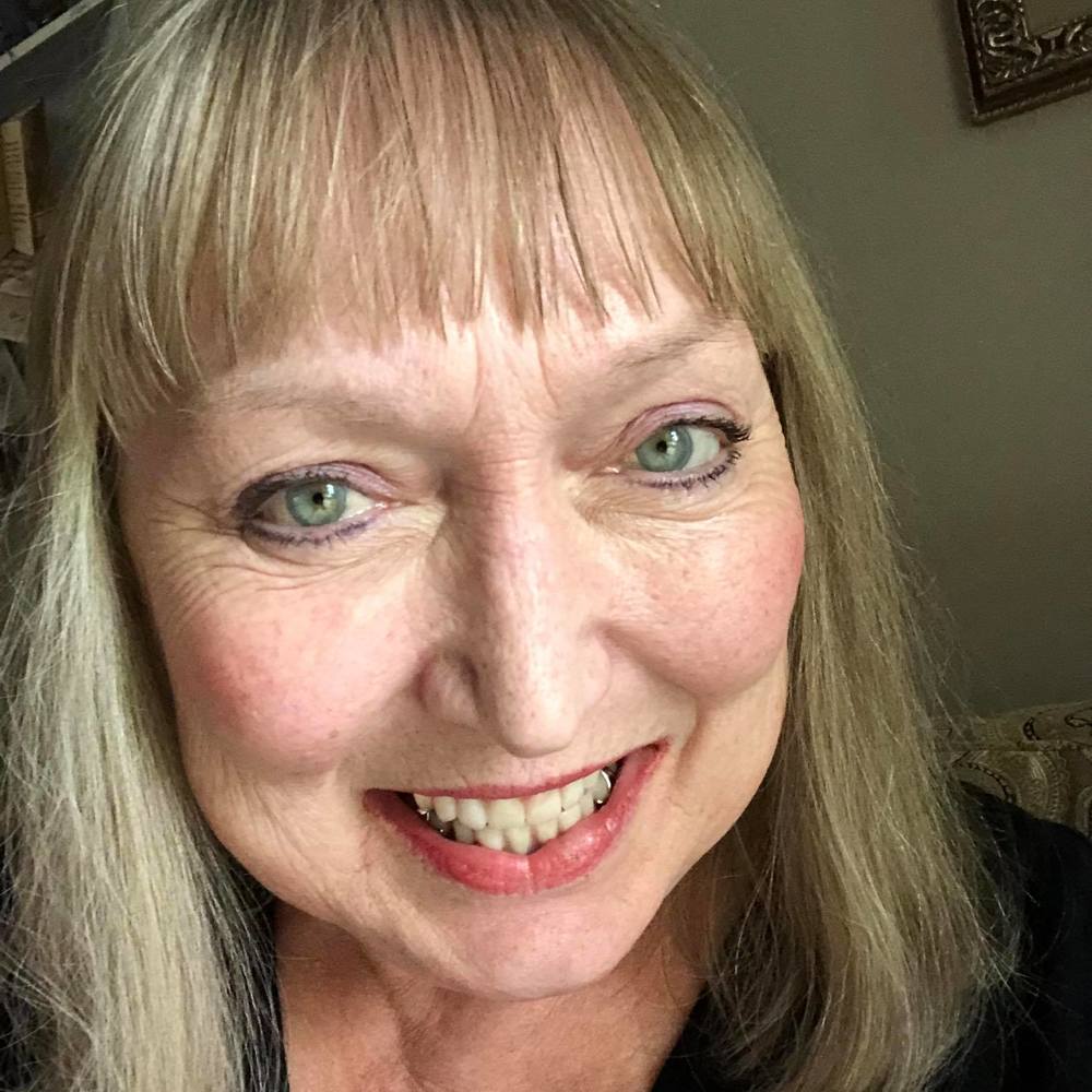 Meet your Posher, Joan